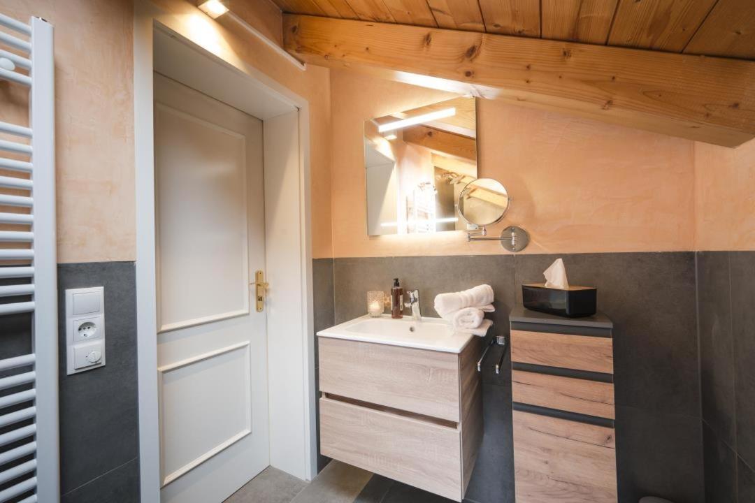 Ferienhaus Die 12 Mit 4 Schlafzimmern In Garmisch エクステリア 写真